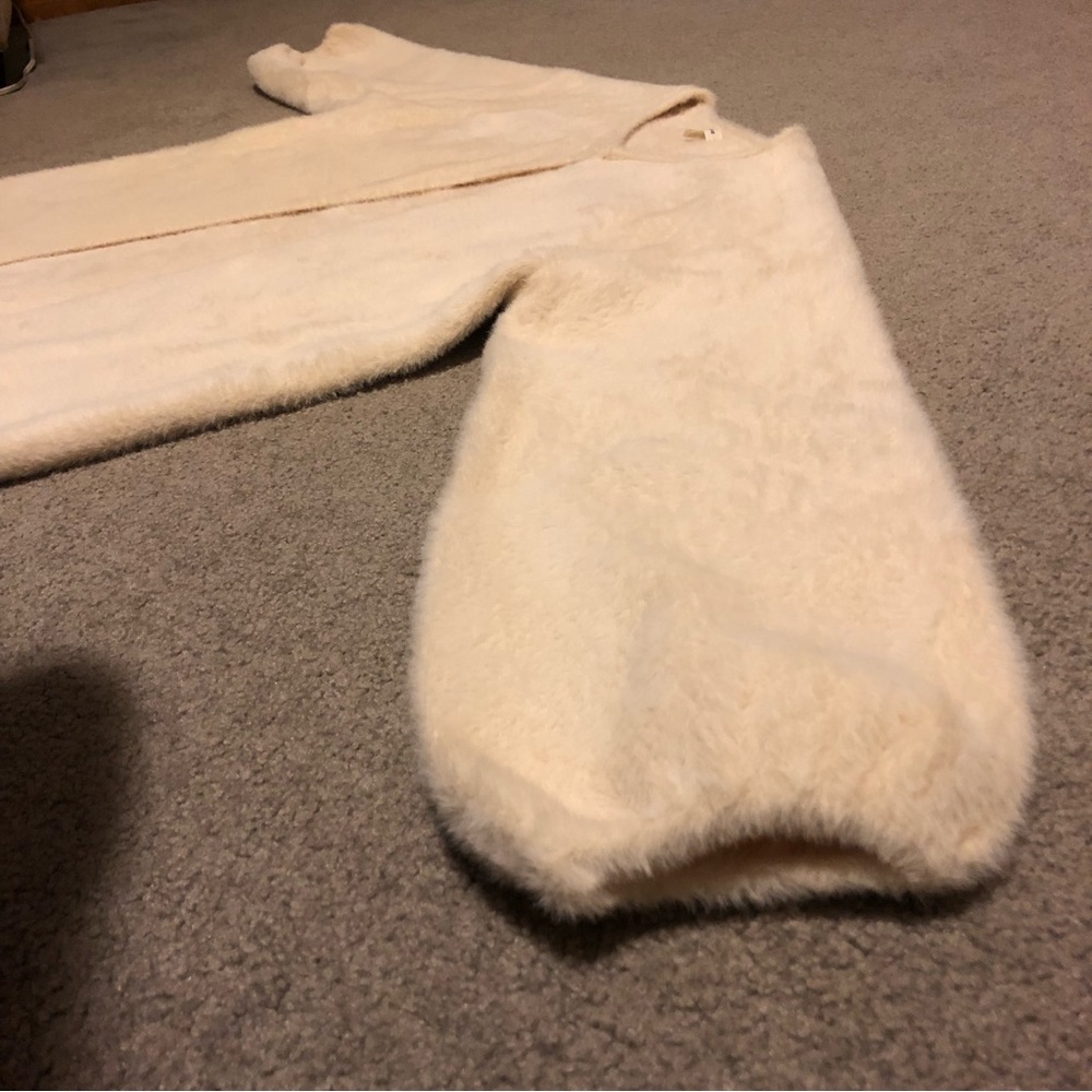 Max Studio Sweater - Picture 6 of 10